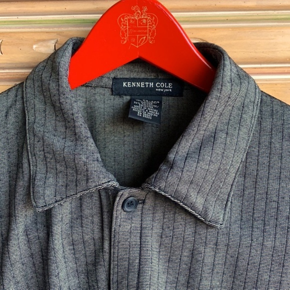 Kenneth Cole (XL) - Picture 14 of 16